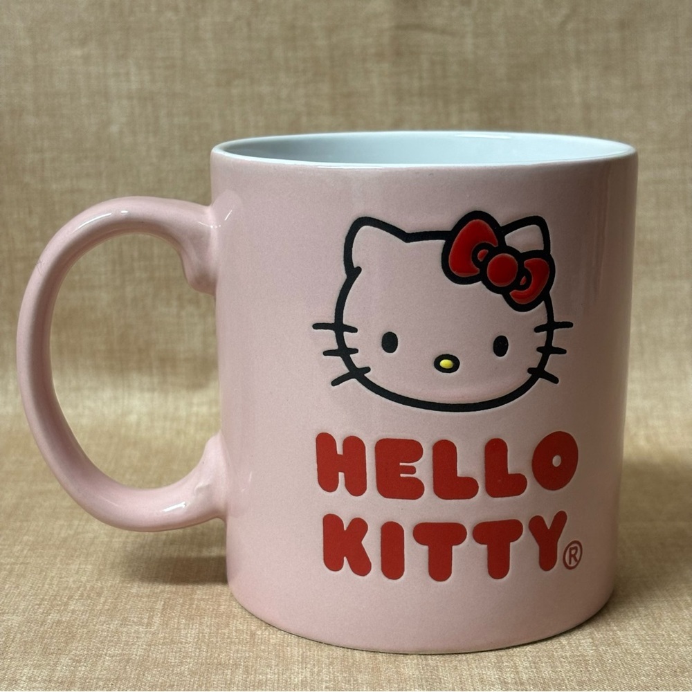 Sanrio Hello Kitty 20 oz. Pink Textured Ceramic Coffee Mug